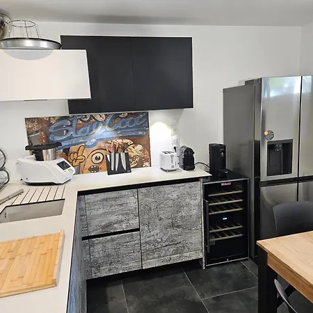 Les Fees : 150 M² Hypercentre Calme 10p