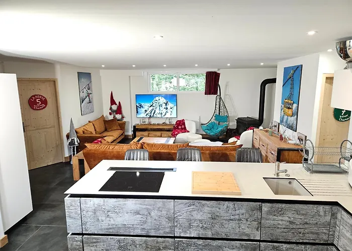 Les Fees : 150 M² Hypercentre Calme 10p *